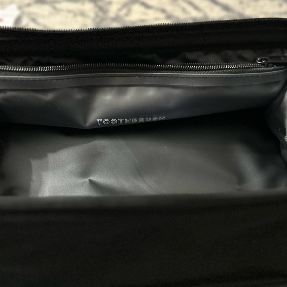 BEIS- Dopp Kit in Black - Picture 2 of 5